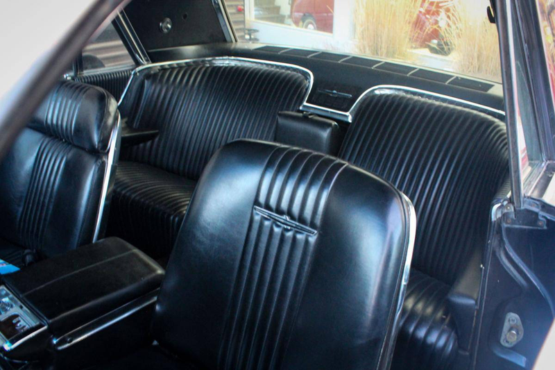 Illustration for article titled At $2,999, Would This 1965 Ford Thunderbird Be A Classical Gas?